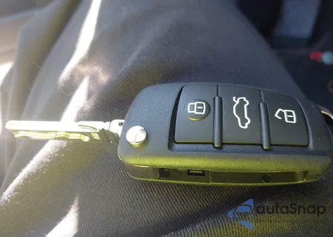 2005 Audi A4 2.0T from USA, damaged, VIN WAUDF78E25A557192